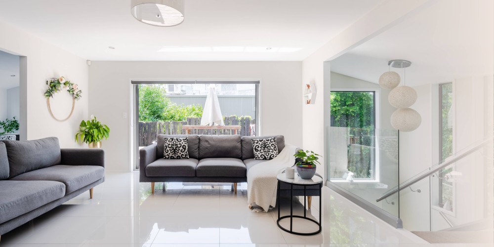 676bbe76da33c9.76141340_house with minimalist design (21)
